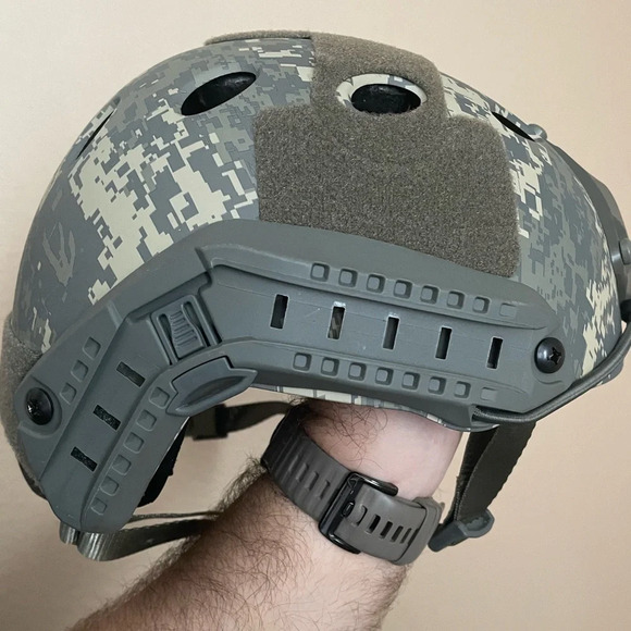 Men’s Air-soft Helmet - Picture 6 of 6